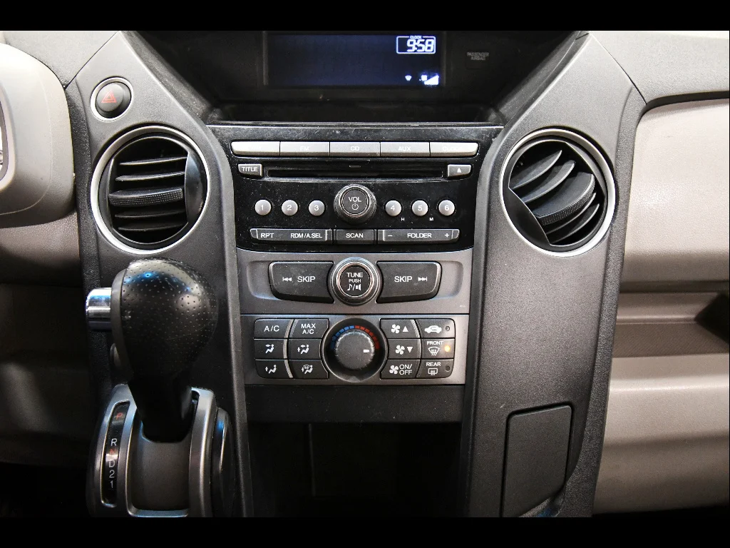 2012 Honda Pilot LX - Photo 22