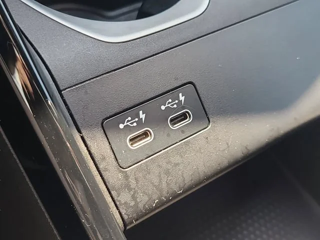 Used 2023 Blue BMW xDrive28i image 32
