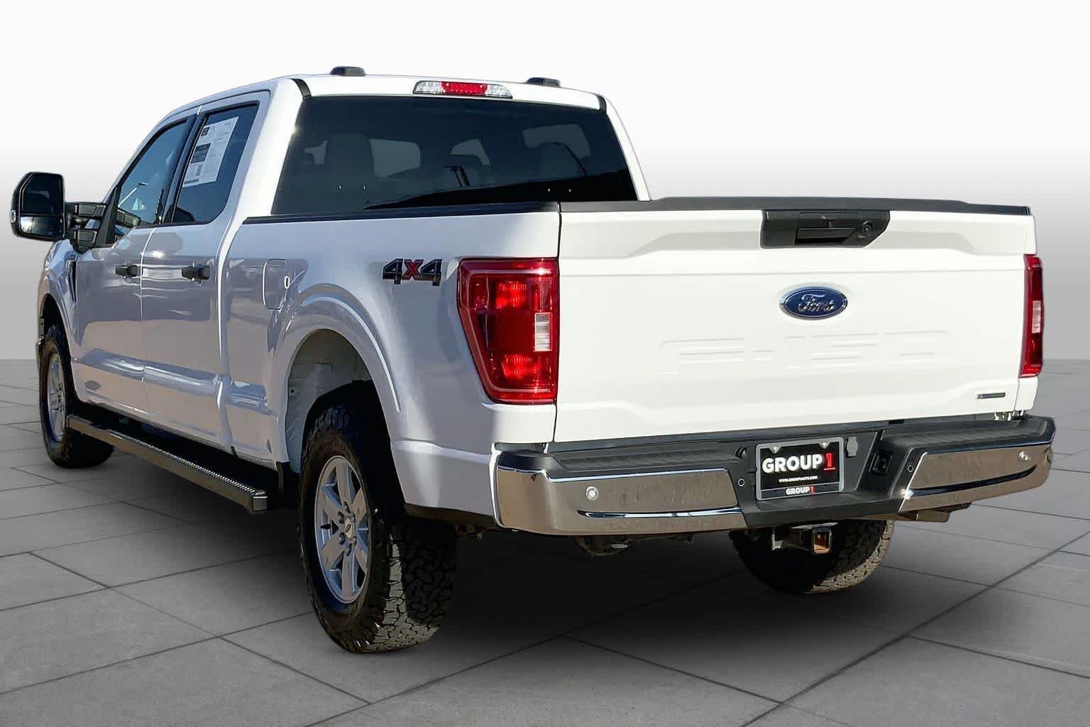 Used 2023 Oxford White Ford XLT image 12