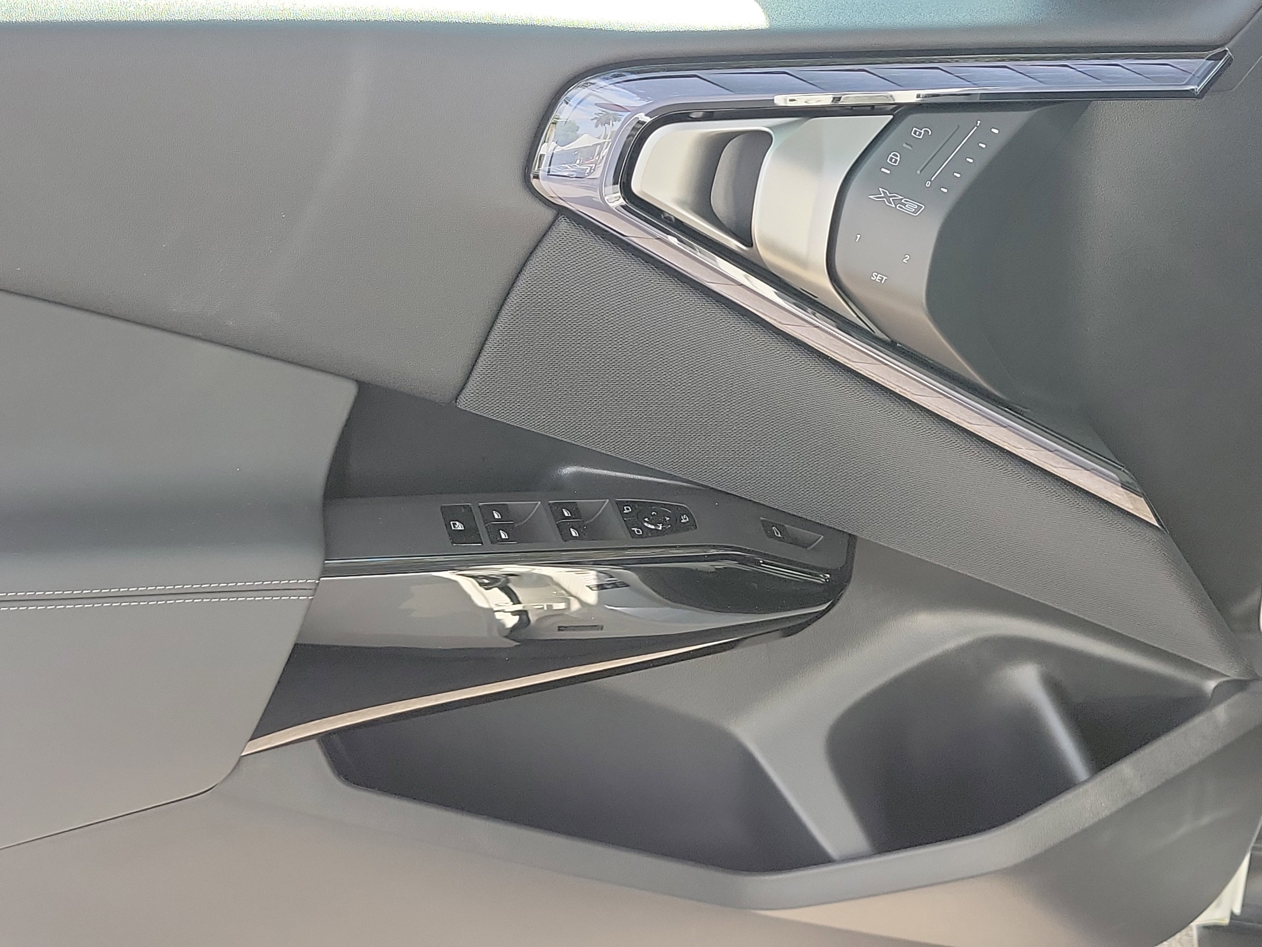 New 2026 Black Sapphire Metallic BMW 30 xDrive image 15