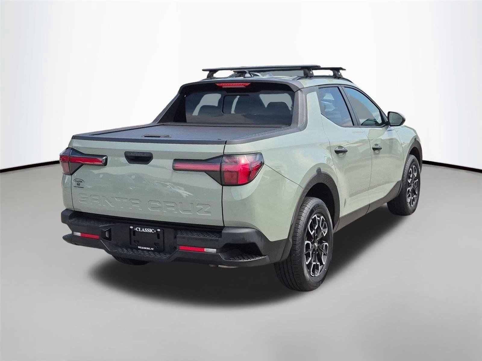 Used 2022 Sage Gray Hyundai SEL image 5