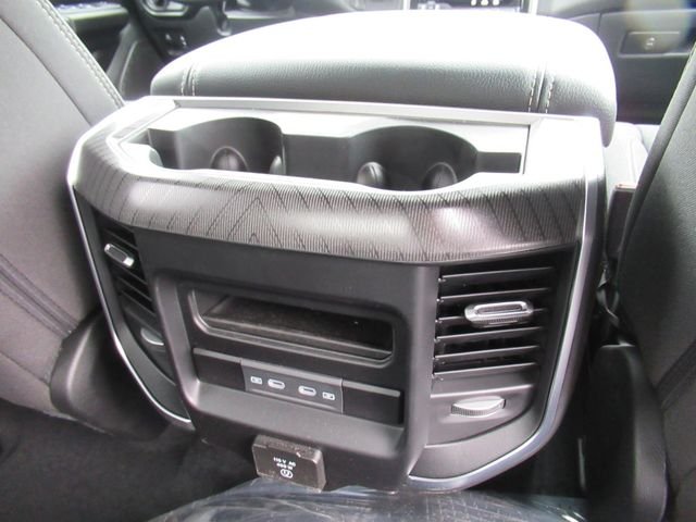 New 2026 Granite Crystal Metallic Clear-Coat Exterior Paint RAM Big Horn/Lone Star image 15