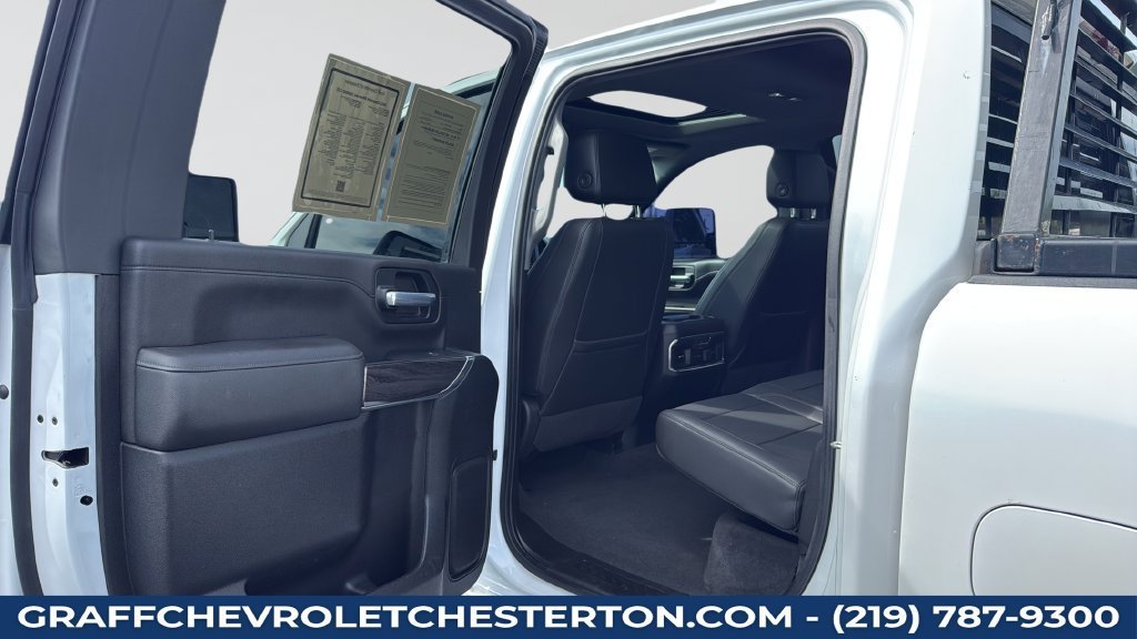 Used 2021 IRIDESCENT PEARL TRICOAT Chevrolet LTZ image 36