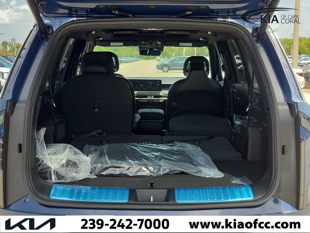 New 2027 Midnight Lake Blue Kia SX image 11