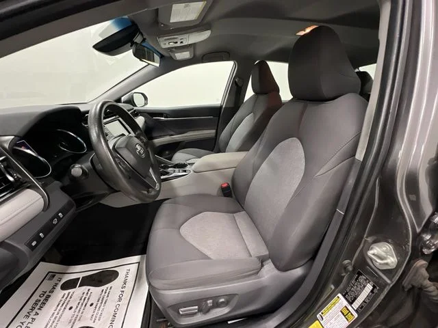 2020 Toyota Camry LE - Photo 19