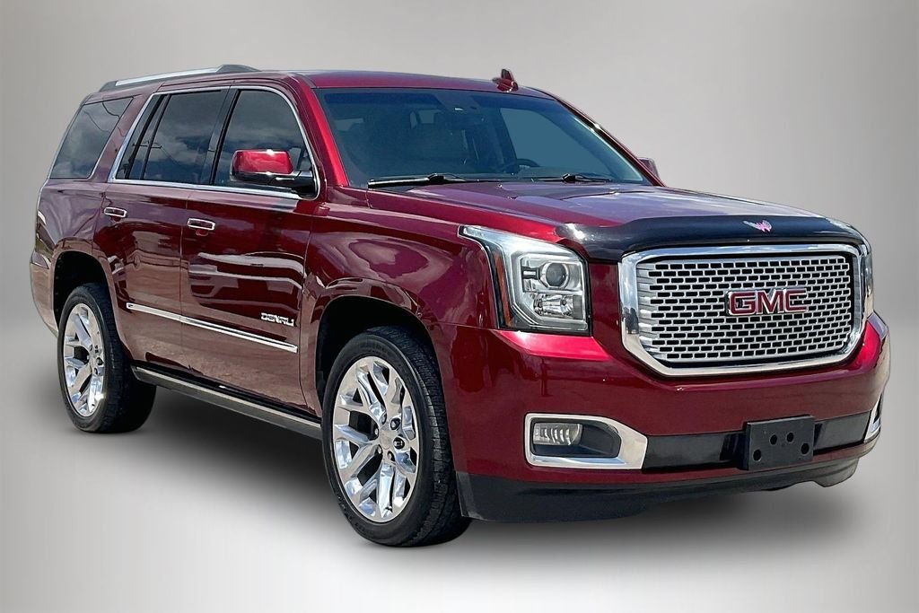 2017 GMC Yukon 4WD Denali's photo