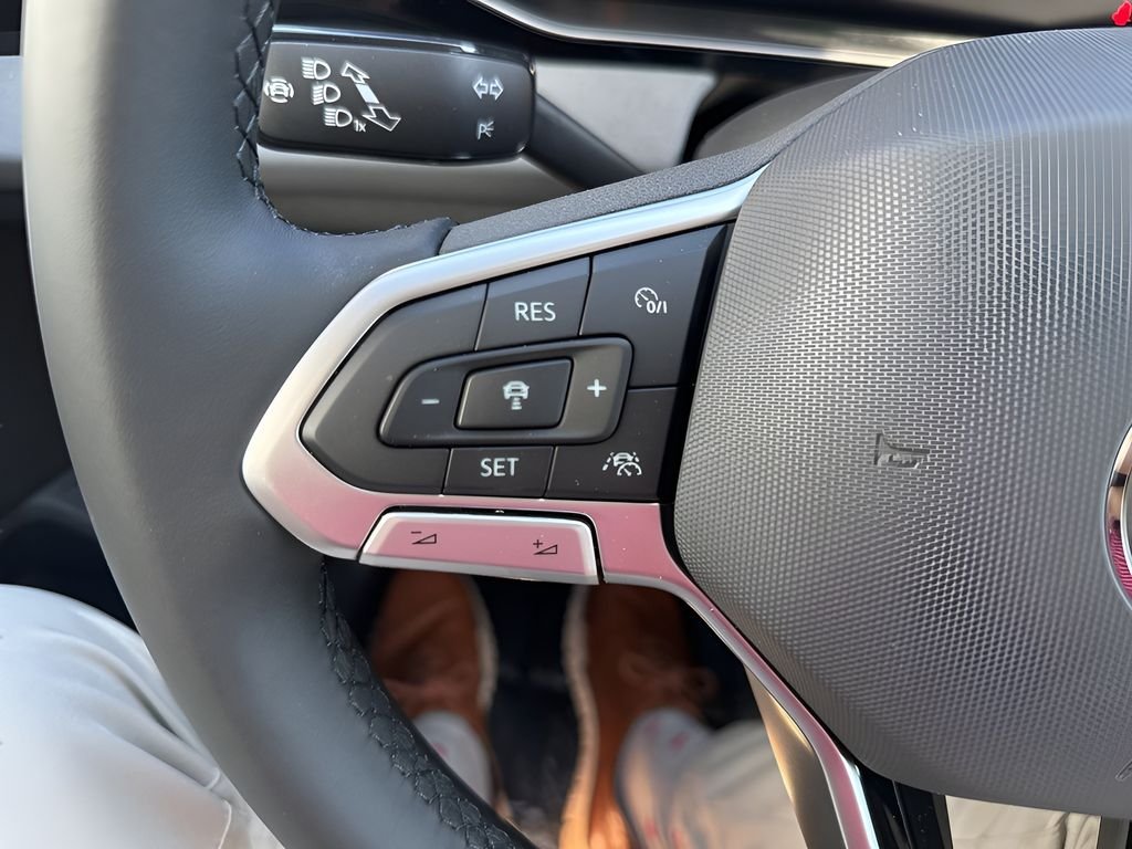 2025 Volkswagen Jetta SE - Photo 20