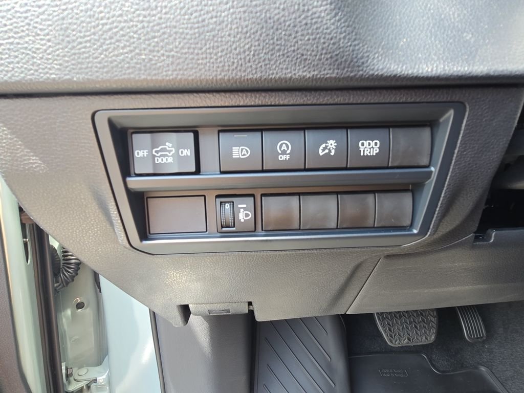 Used 2026  Toyota SR5 image 26