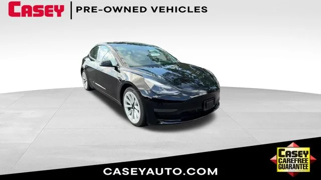 Used 2022 Black Tesla Long Range image 1