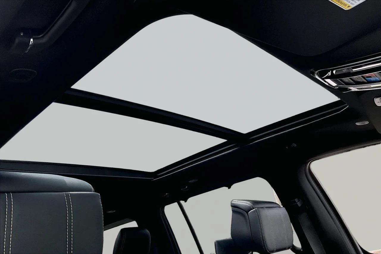 New 2026 Bright White Clearcoat Jeep Summit Obsidian image 15