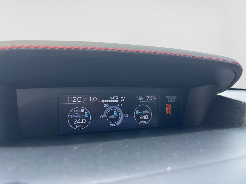 Used 2018 Black Subaru Base image 24