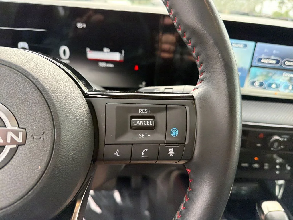 Used 2025 Black Nissan SR image 23