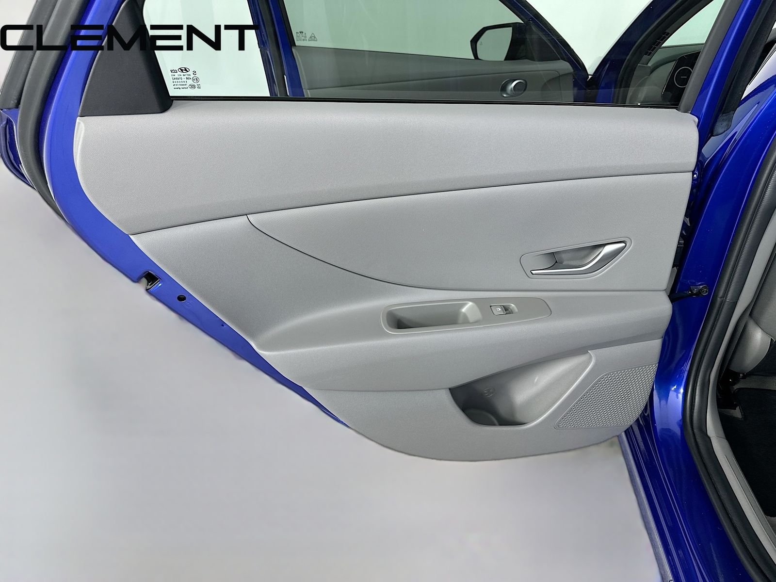 2024 Hyundai Elantra SEL - Photo 29