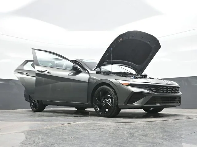 New 2026 Gray Hyundai SEL Sport image 32