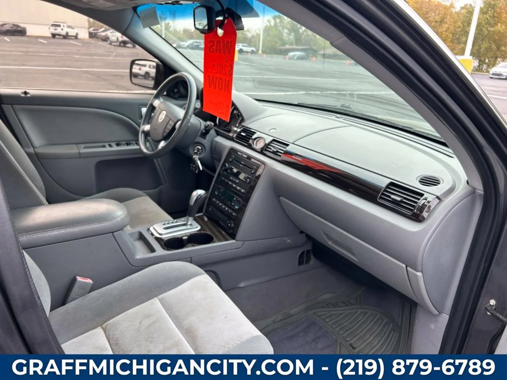 Used 2007  Mercury Base image 26