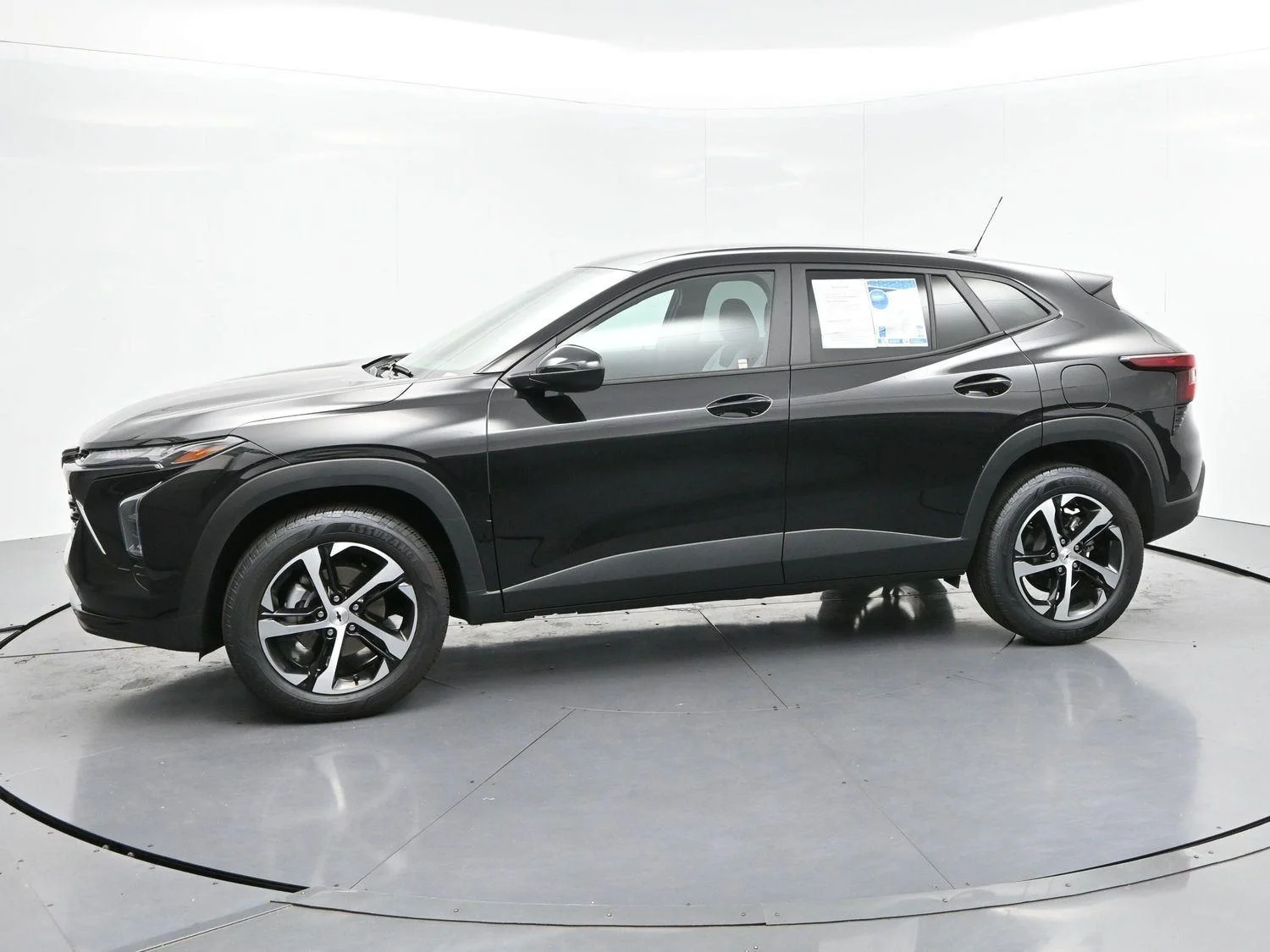 Used 2024 Mosaic Black Metallic Chevrolet 1RS image 4