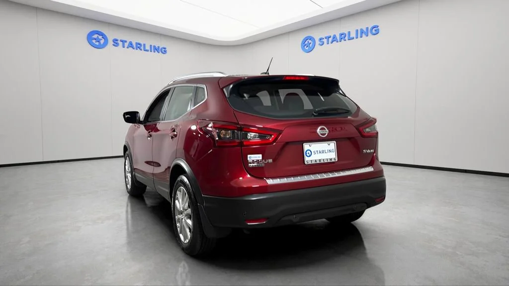 Used 2022 Red Nissan SV AWD Xtronic CVT image 6