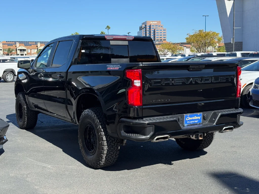 Used 2021 BLACK Chevrolet LT Trail Boss image 9