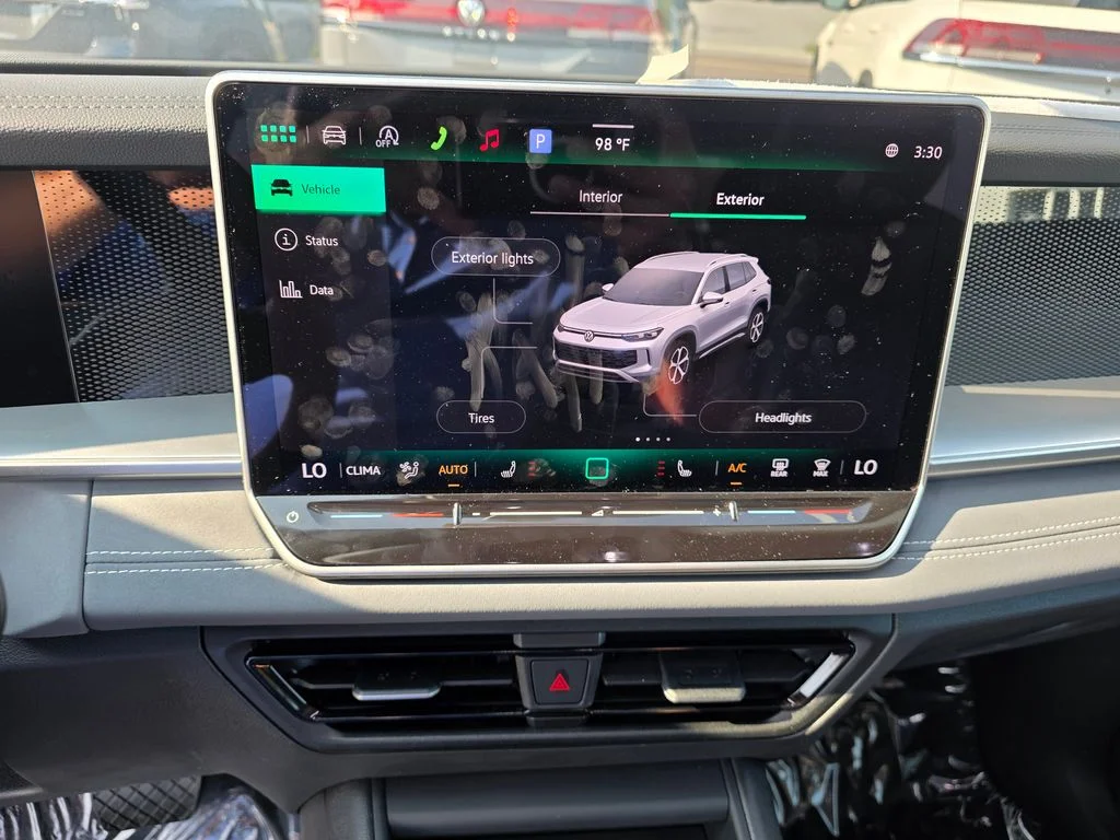 2026 Volkswagen Tiguan SE - Photo 21