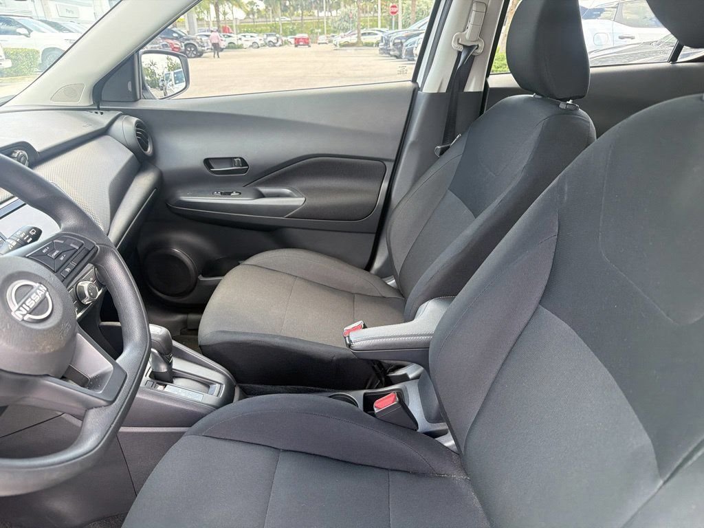 Used 2024 White Nissan S image 11