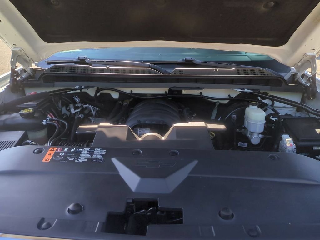 Used 2019 White Chevrolet WT image 28