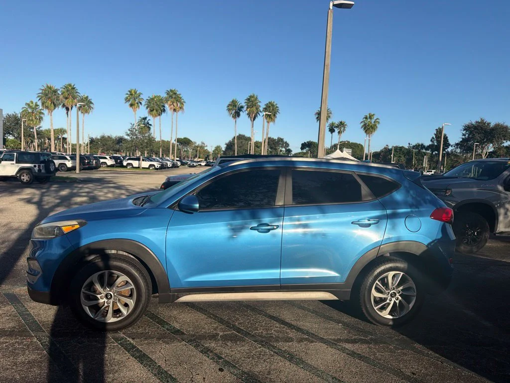 Used 2018 Caribbean Blue Hyundai SEL image 4