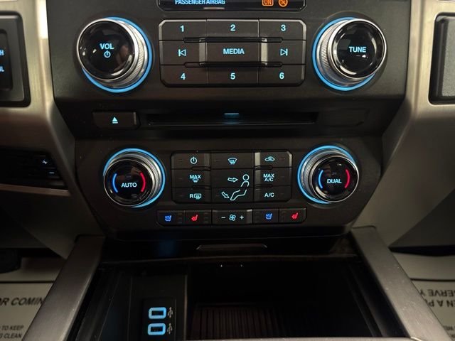 Used 2017 Black Ford Platinum image 16