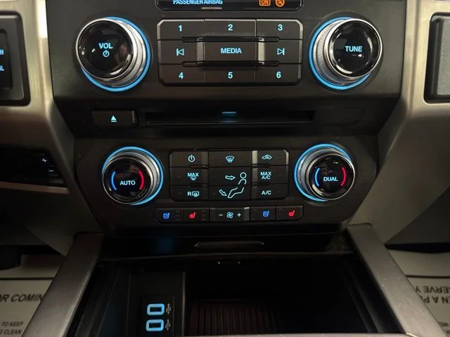 Used 2017 Black Ford Platinum image 16