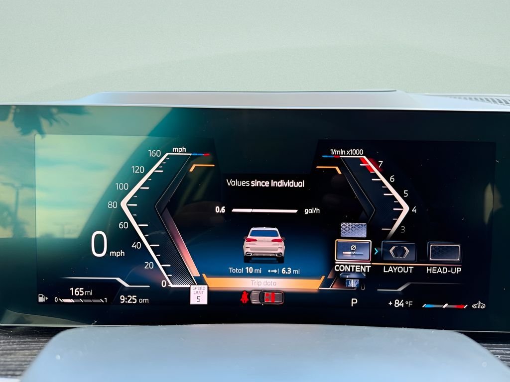 New 2026 Mineral White Metallic BMW xDrive40i image 14