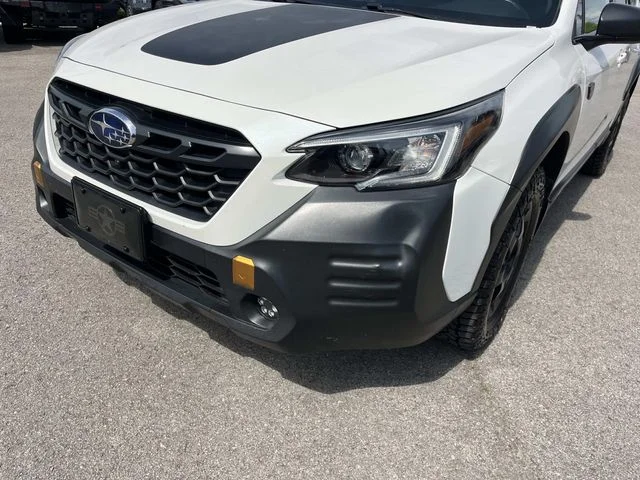 Used 2022 White Subaru Wilderness image 9