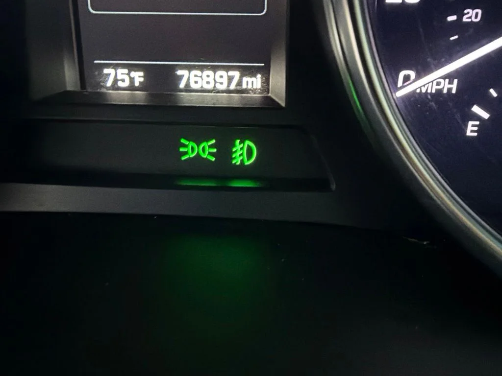 Used 2017 White Hyundai 2.0T Ultimate image 9