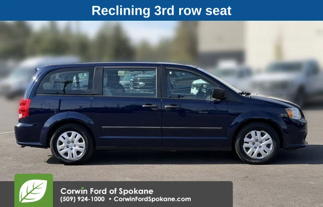 Used 2015 True Blue Pearlcoat Dodge AVP image 10