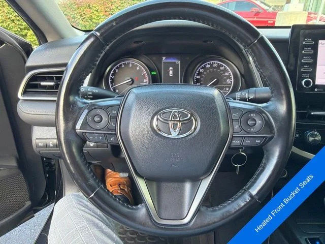 Used 2022 Midnight Black Metallic Toyota SE image 10