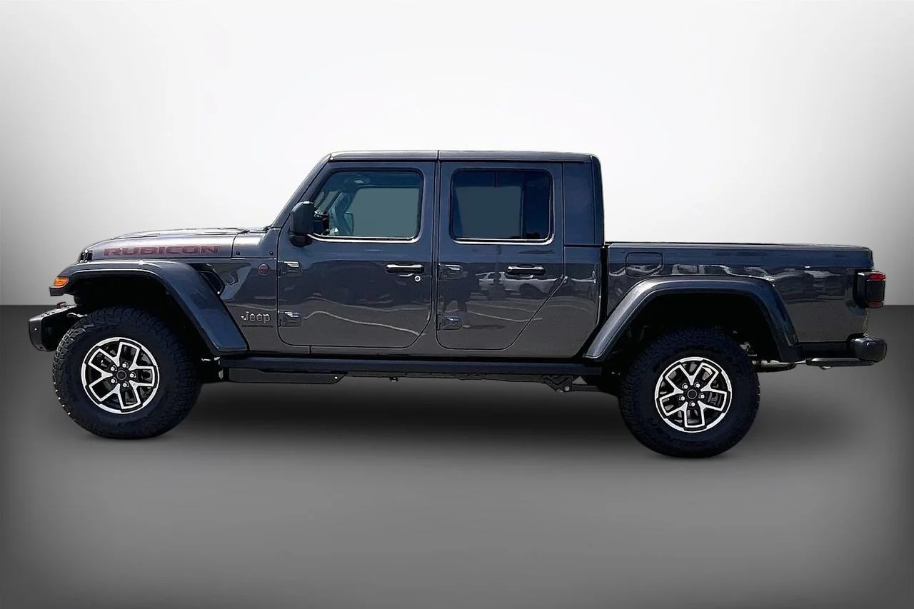 New 2026 Granite Crystal Metallic Clearcoat Jeep Rubicon X image 5