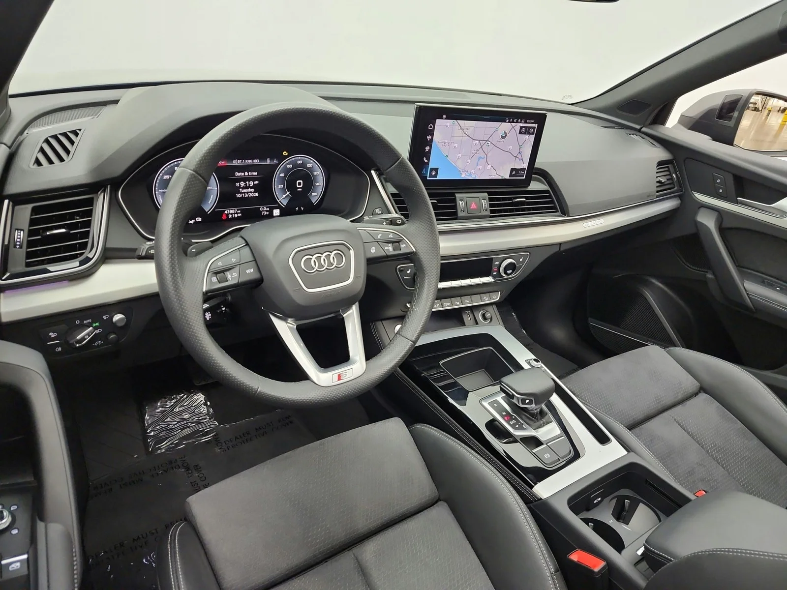 Used 2024 Daytona Gray Pearl Effect Audi S line Prestige 55 TFSI e quattro image 14