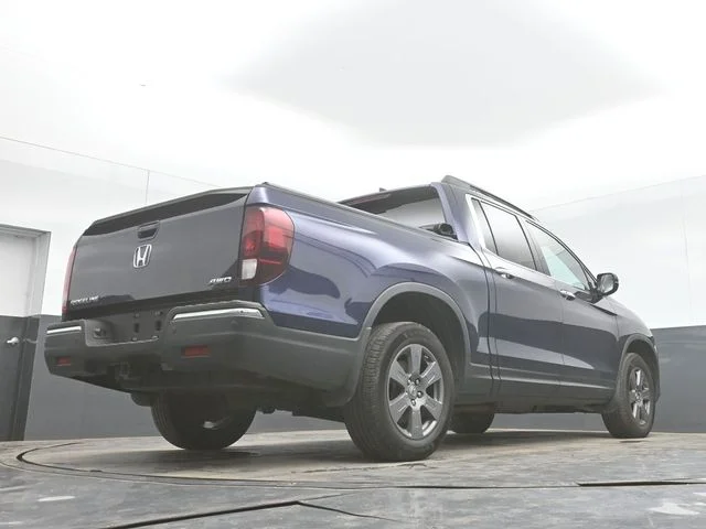 Used 2020 Obsidian Blue Pearl Honda RTL-E image 48