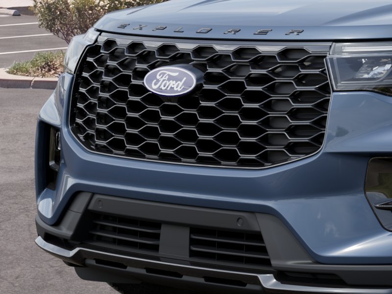 New 2027 Vapor Blue Metallic Ford ST-Line image 17