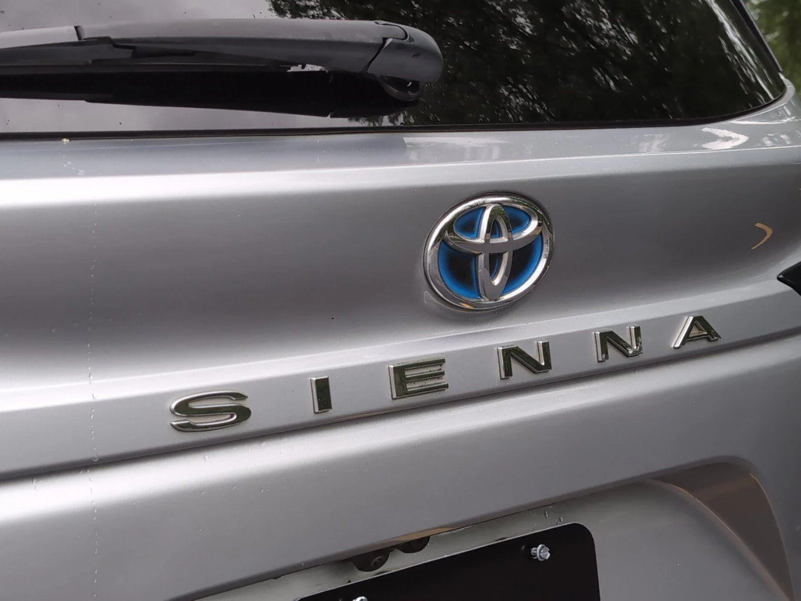 Used 2021 Celestial Silver Metallic Toyota Platinum 7-Passenger image 32