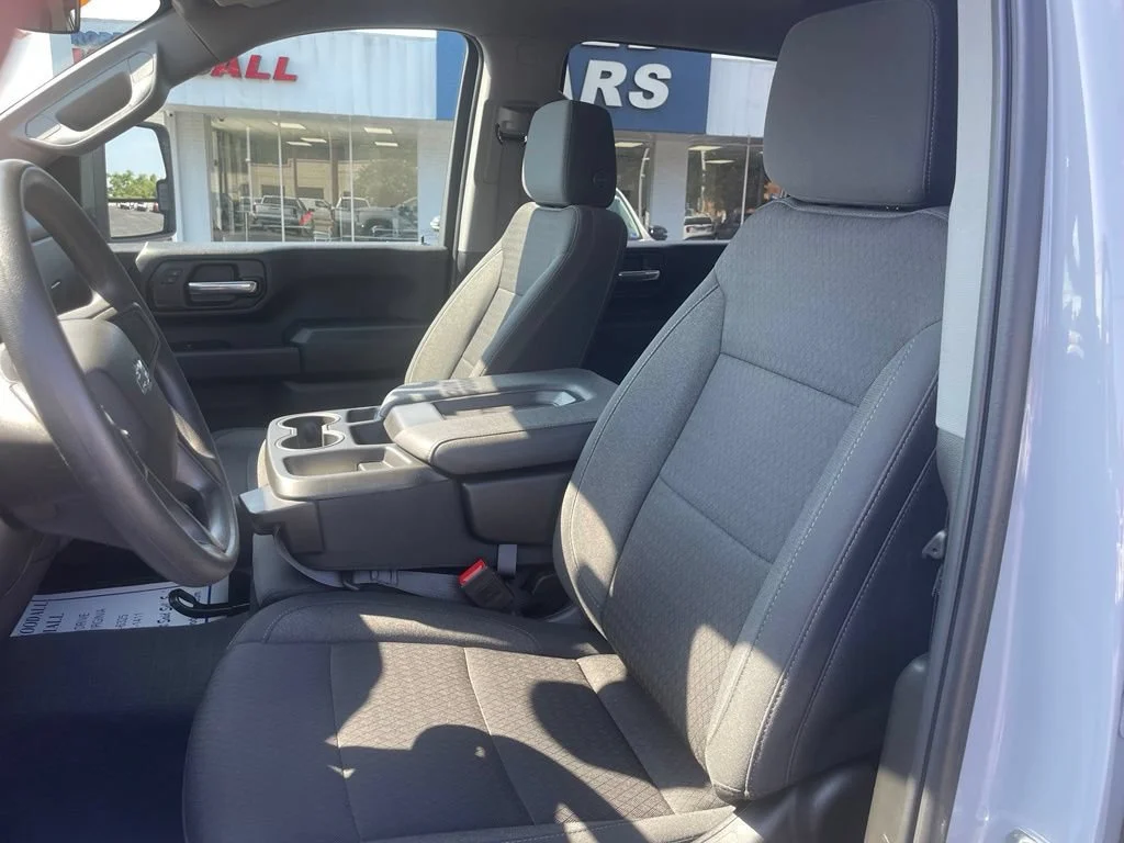 Used 2025 Slate Gray Metallic Chevrolet Custom image 12