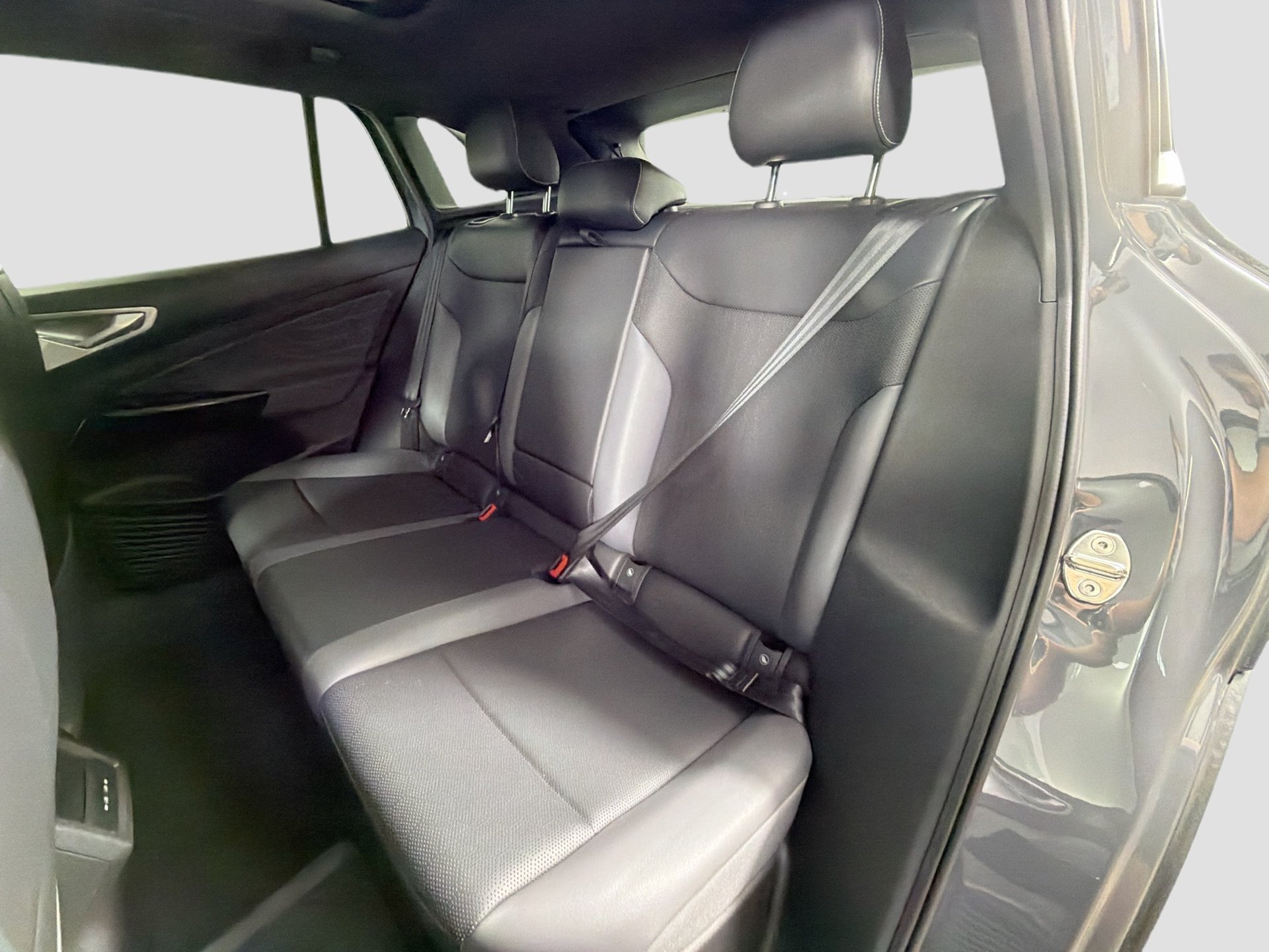 2023 Volkswagen ID.4 S - Photo 24
