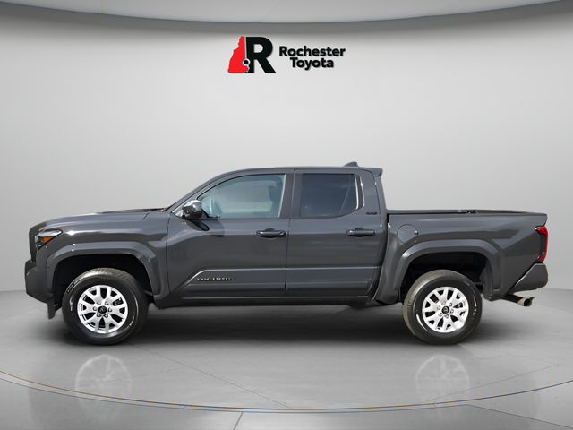 Certified Used 2025  Toyota SR5 image 4