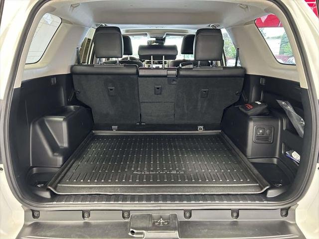 Certified Used 2023 ICE CAP Toyota  image 12