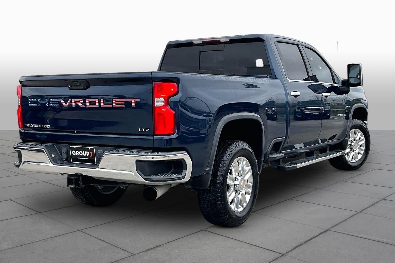 Used 2020 Northsky Blue Metallic Chevrolet LTZ image 22
