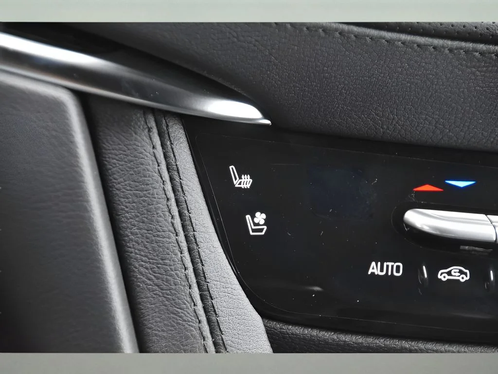 2025 Cadillac XT5 Premium Luxury - Photo 38
