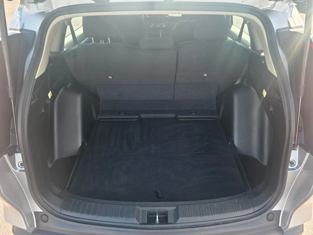 Used 2023 Lunar Silver Metallic Honda LX image 15