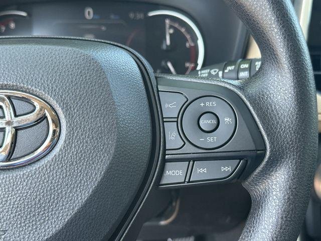 Certified Used 2025 RED MC. Toyota  image 36