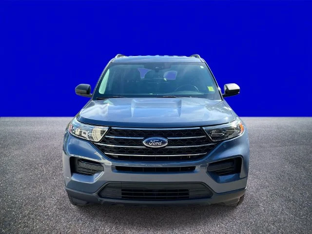 Used 2021 Blue Metallic Ford XLT image 8