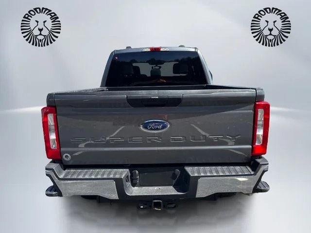 Certified Used 2025 Carbonized Gray Metallic Ford XLT image 6