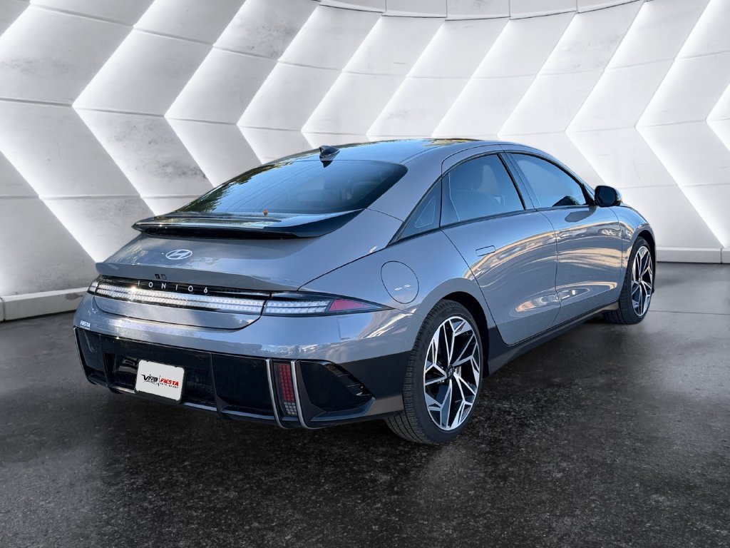 Used 2023 Blue Hyundai Limited image 4
