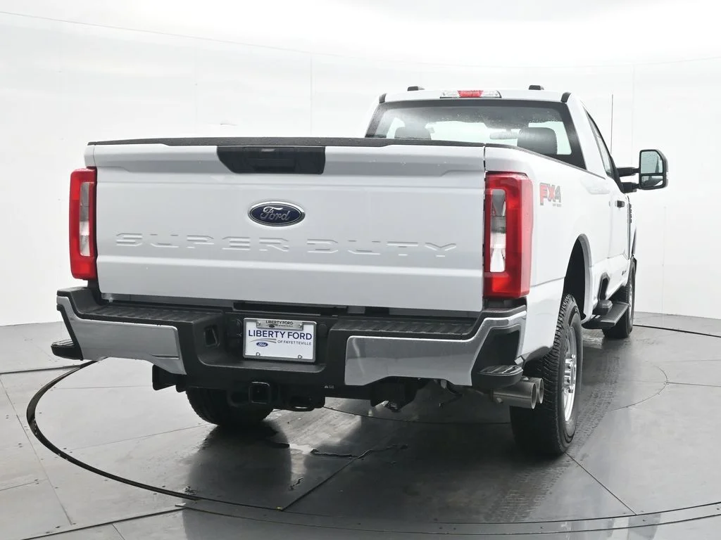 2026 Ford F-250 Super Duty XL - Photo 8
